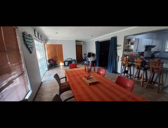 3 BEDROOM HOUSE FOR SALE IN ESTHER PARK